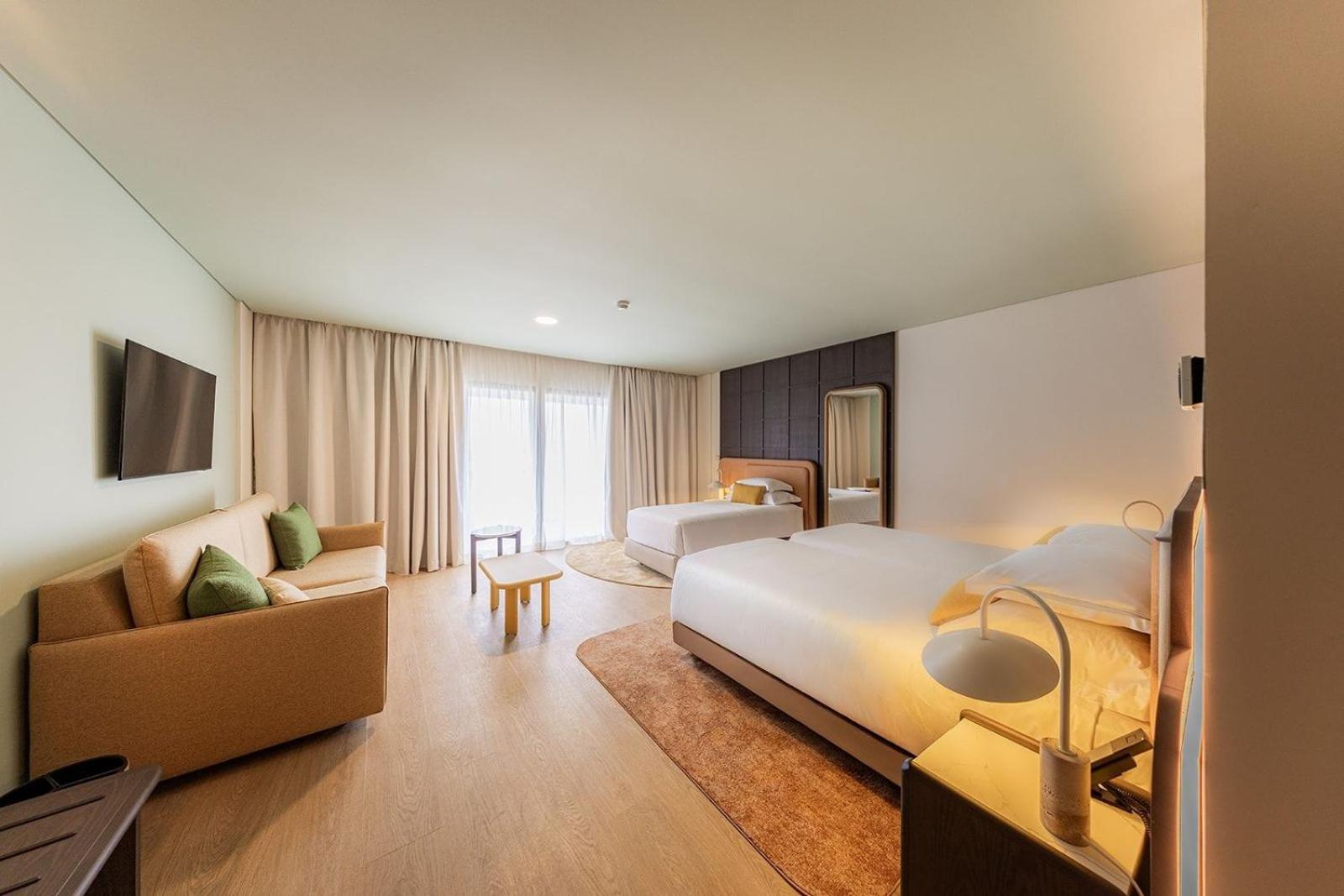 Klassieke Kamer voor 3 Personen met een Balkon